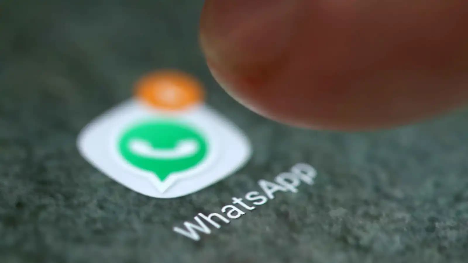 警惕假冒WhatsApp