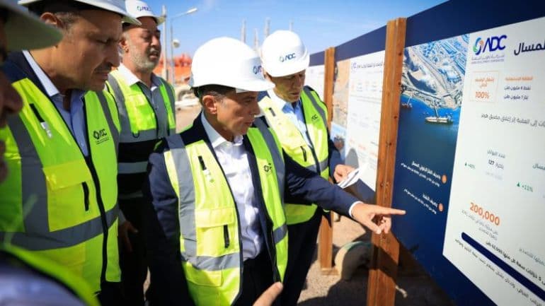 Hassan's gov details Jordan's economy in Aqaba
