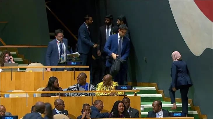 Erdogan criticizes Israeli and Cuban reps