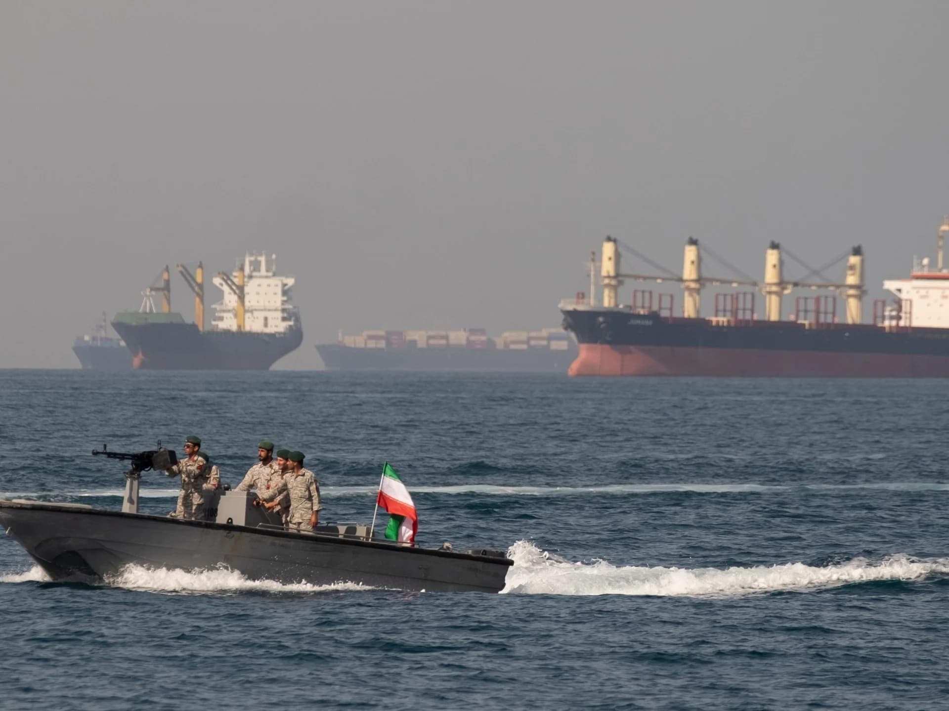 Iran Guard Plans US Sanctions Response