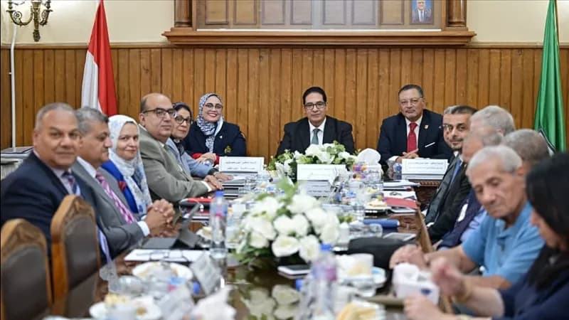 جامعة القاهرة تؤسس وحدة تسويق خدماتها