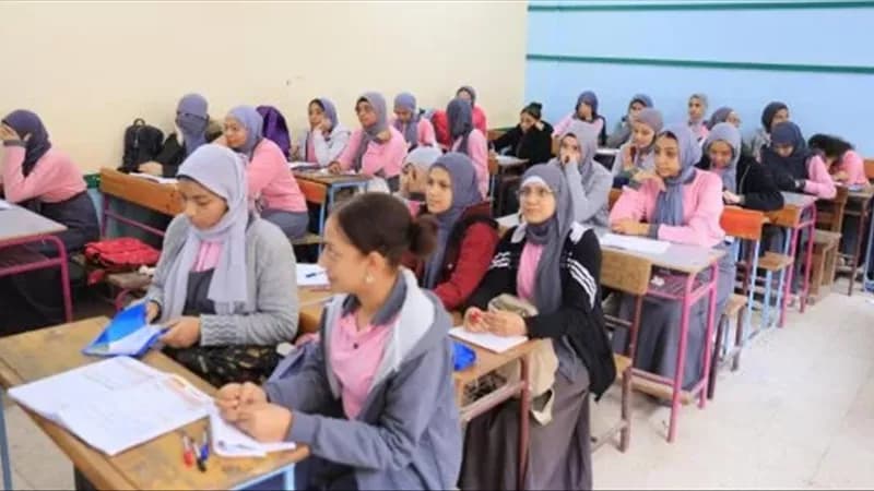 انطلاق أول اختبار شهري للمدارس الابتدائية والثانوية