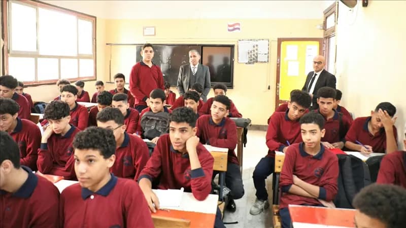 وكيل تعليم الجيزة يراجع امتحانات أكتوبر