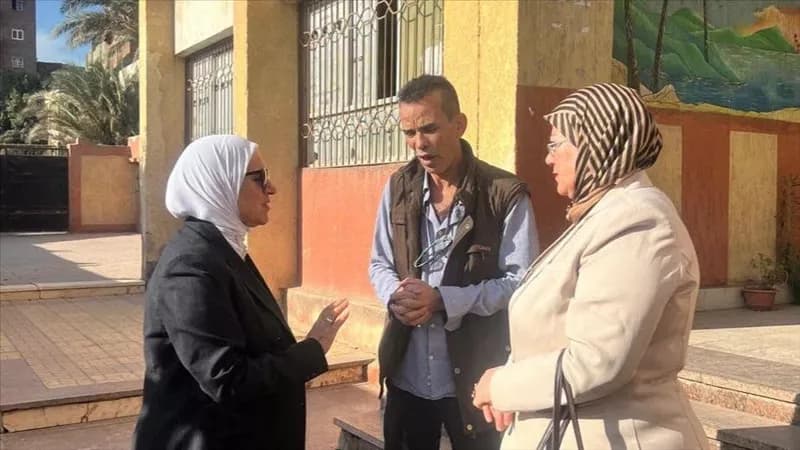 مديرة تعليم القاهرة تتابع امتحانات أكتوبر بمدارس غرب نصر