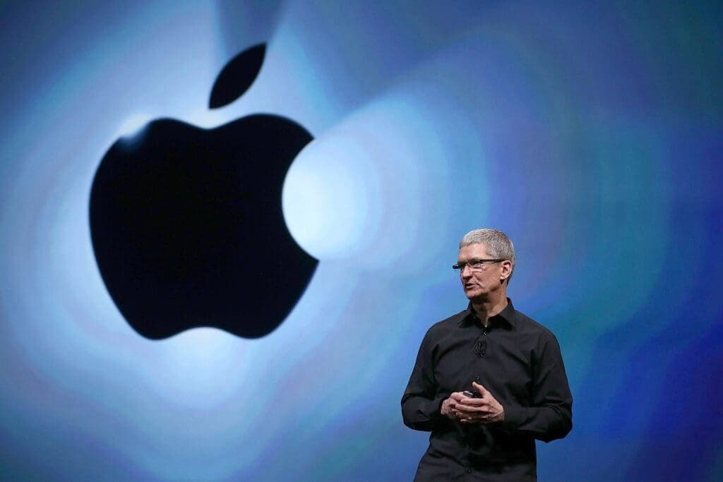 صفقة بقيمة 30 مليار بين Apple وBroadcom لزيادة إنتاج الشرائح في الولايات المتحدة