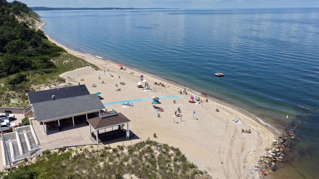Smithtown switches to digital beach passes