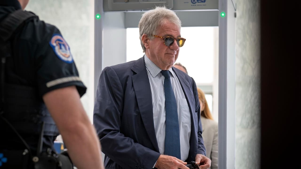 House holds Leon Black in contempt