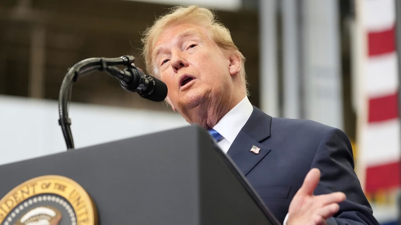 White House releases 5 low-res arcade games promoting Trump