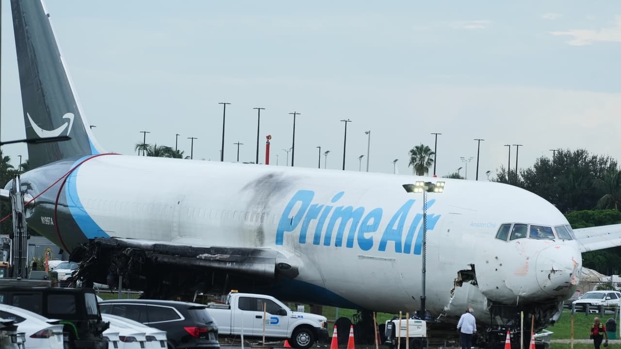 Amazon halts use of 21 Air after Miami runway incident