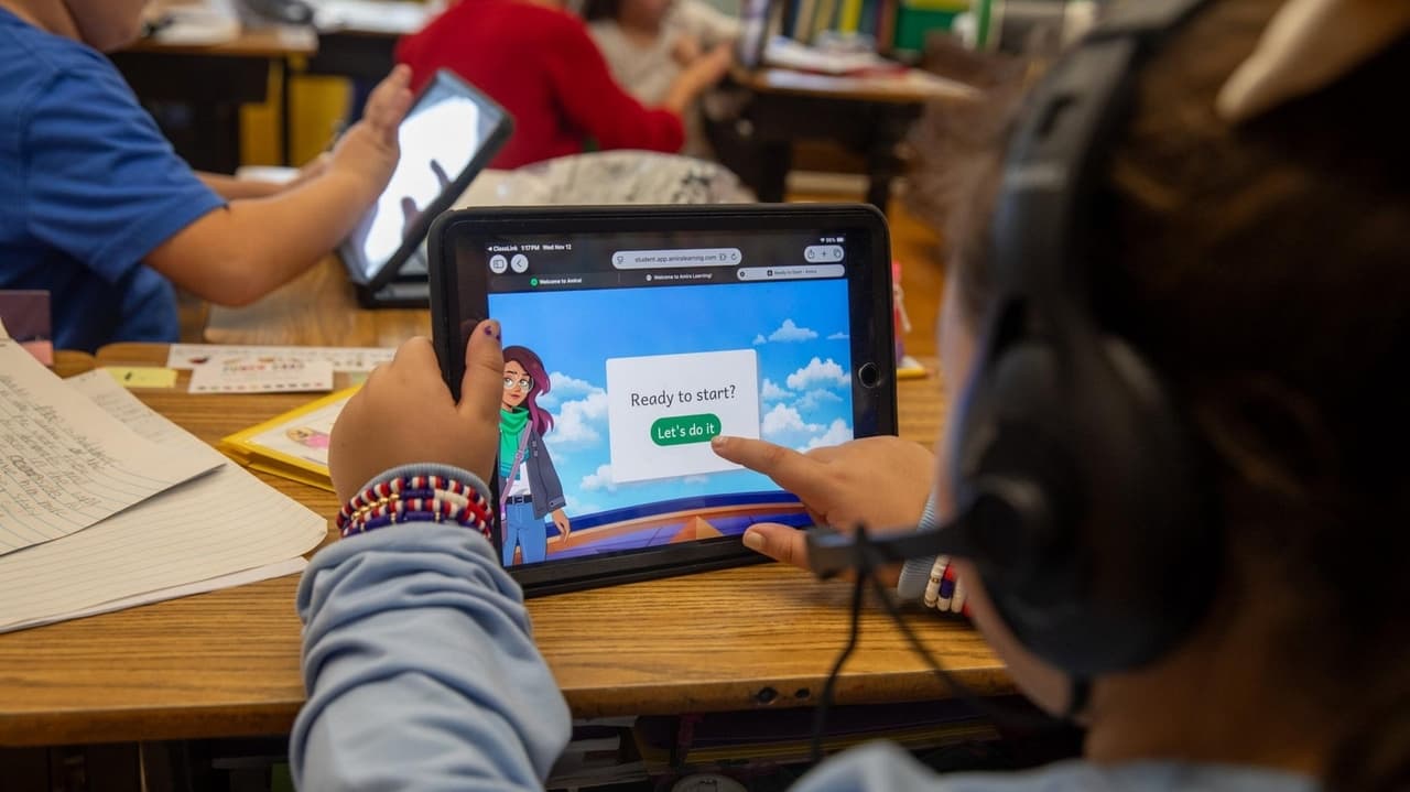Majority of Long Islanders support school screens