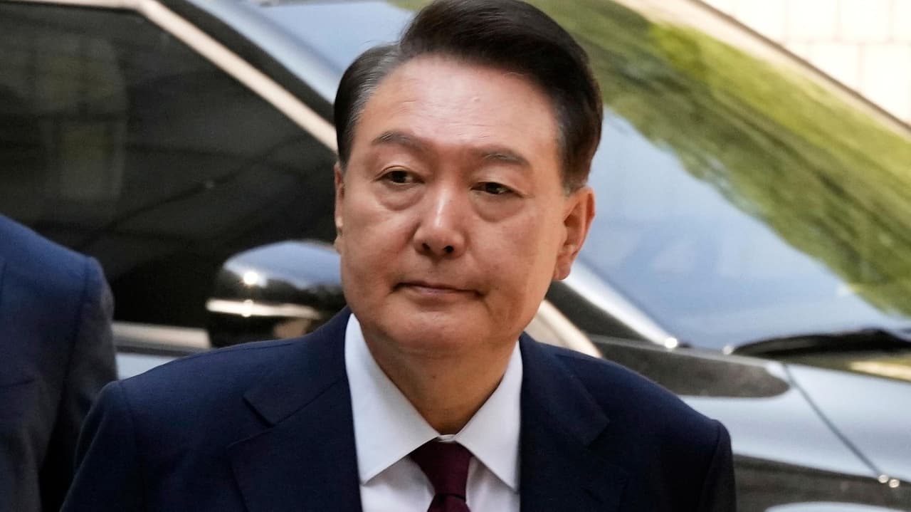 South Korea court suspends Yoon jail term