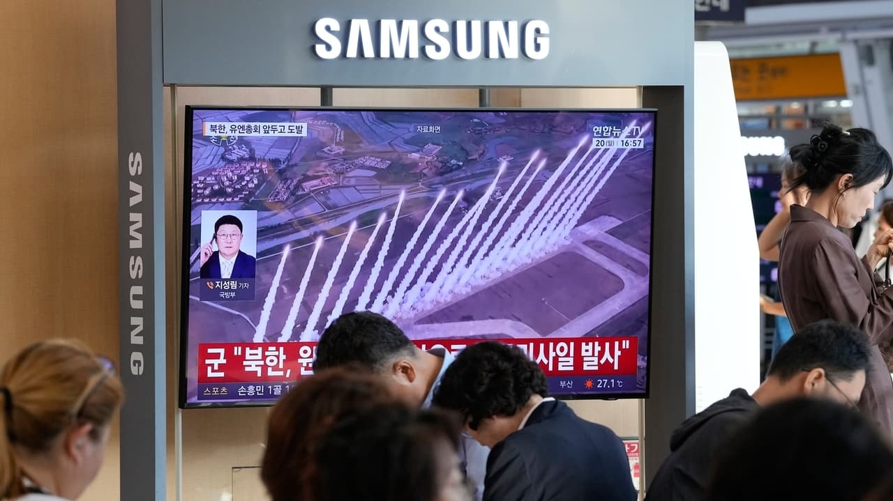 North Korea reveals hypersonic system