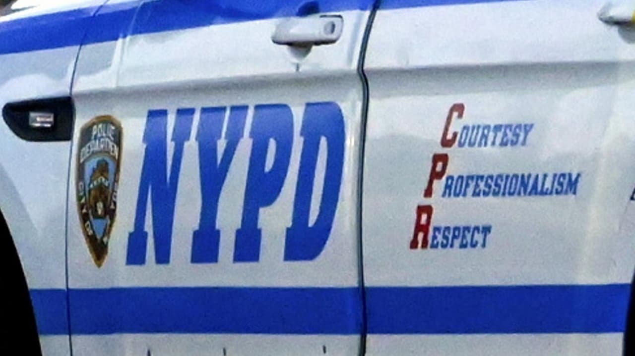Man with mental health issues shot by police in Manhattan