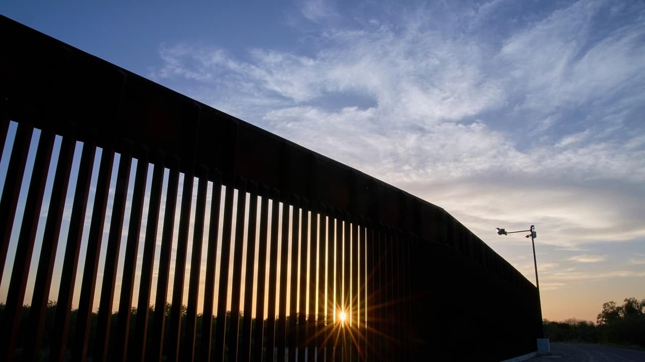 Judge declines to halt border wall construction