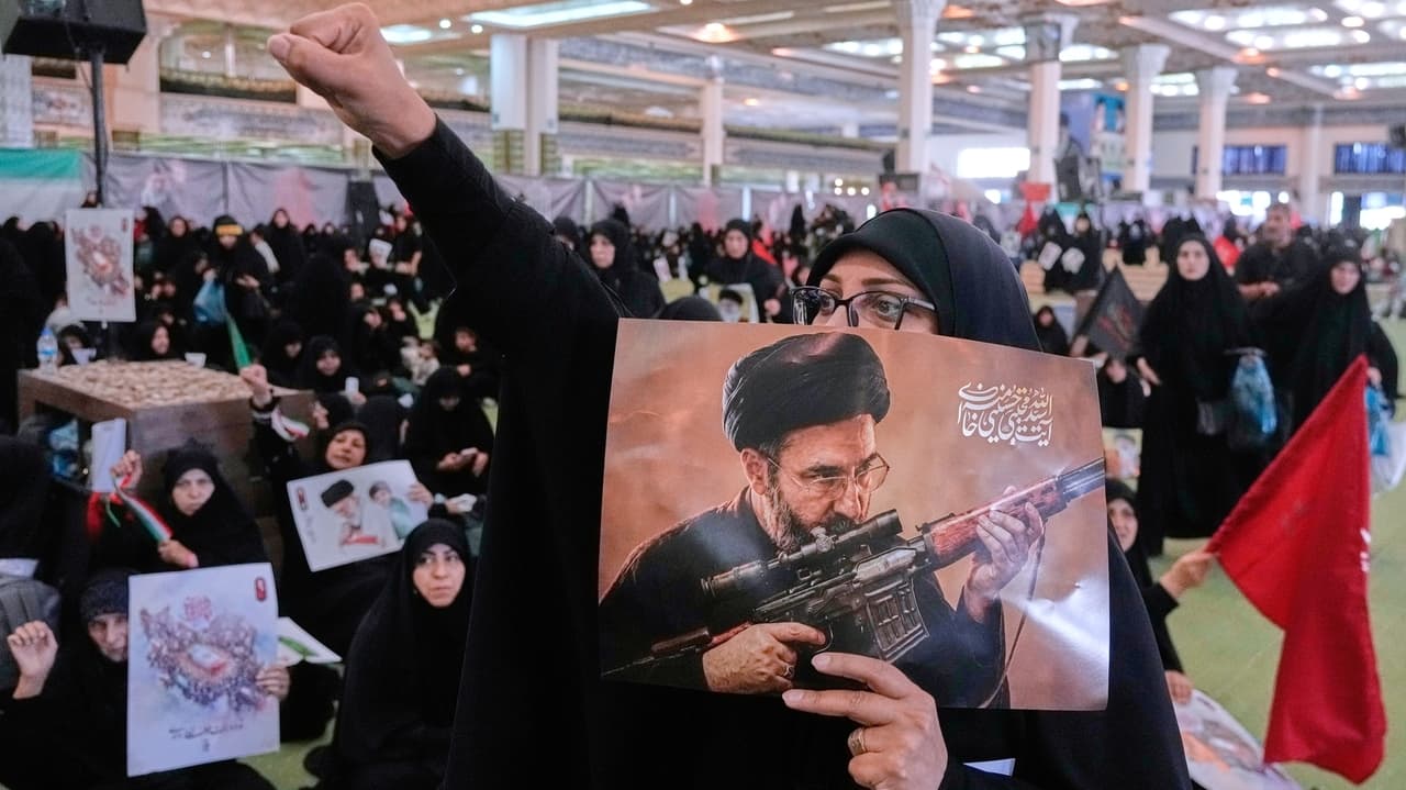 Iran leadership diverges on war aim