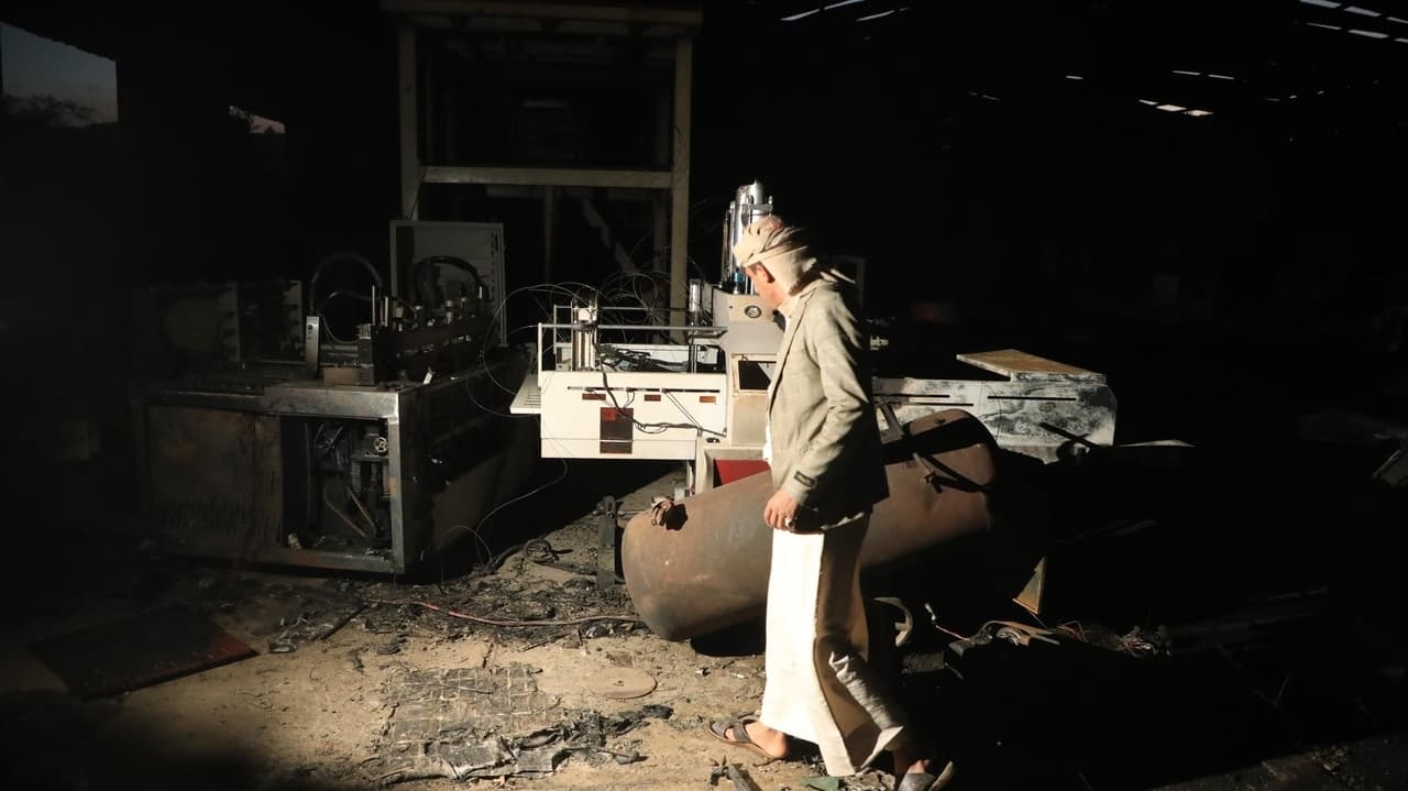 Saudi-led coalition strikes Yemen Houthi