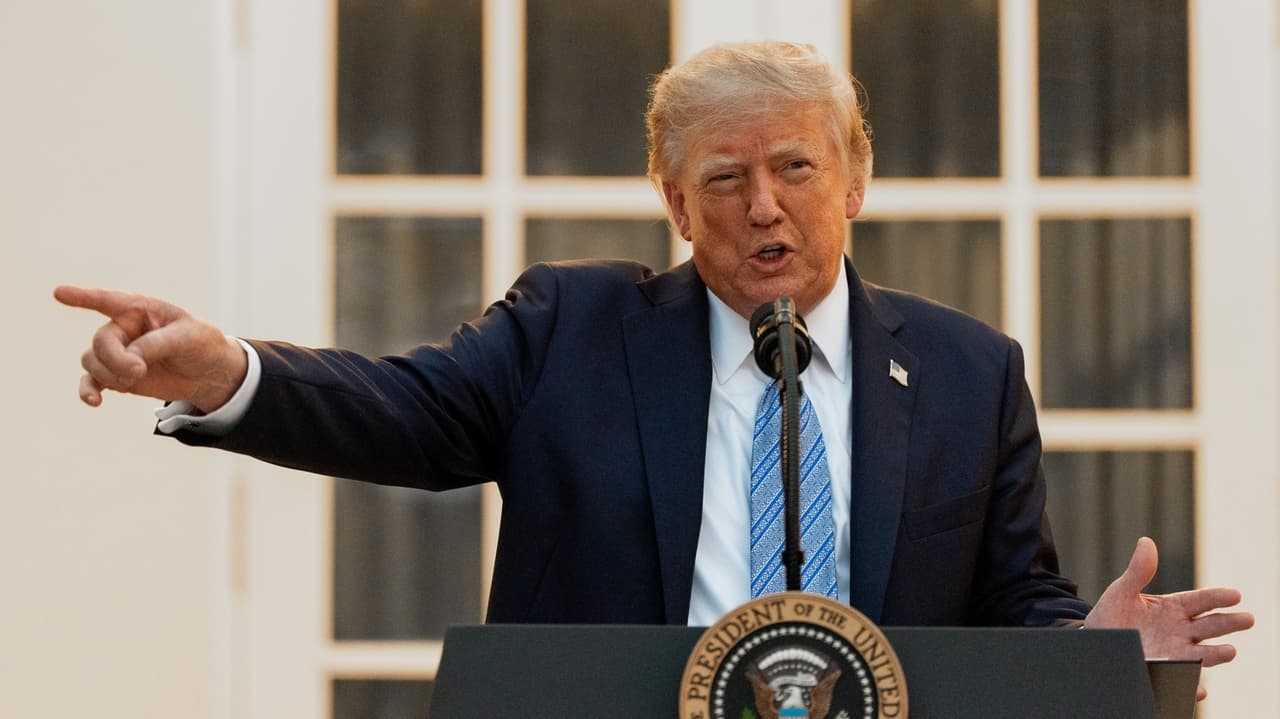 ترامب يمنع دخول CNN وMSNBC وPolitico