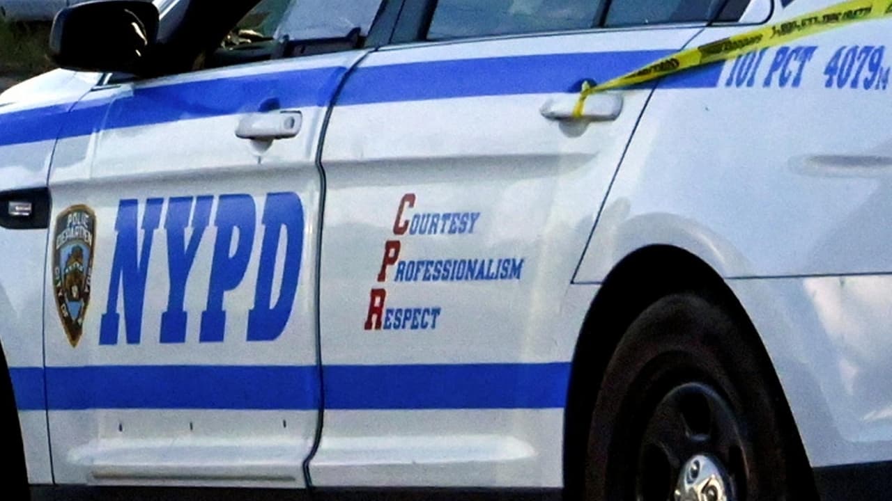 NYC violent crime declines as antisemitic crimes increase