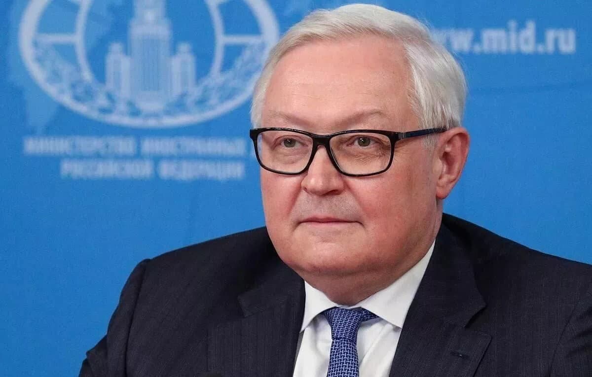 ريابكوف: روسيا ستواصل الحوار مع الولايات المتحدة بشأن أوكرانيا والاتصالات مستمرة يوميا