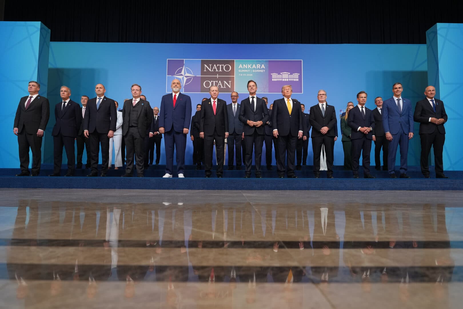 الناتو يصف روسيا بأنها تهديد طويل الأمد
