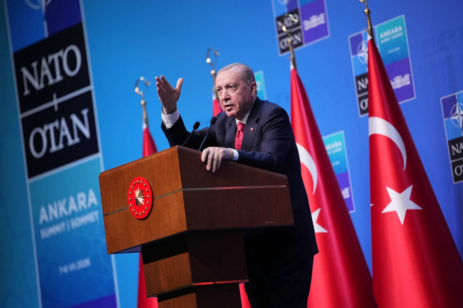 أردوغان يعلن استعداد تركيا لاستضافة مفاوضات مباشرة بين روسيا وأوكرانيا