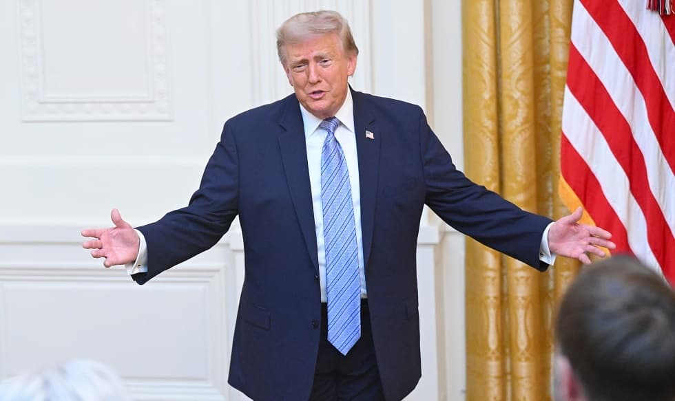 Trump urges Iran inclusion in Russia sanctions