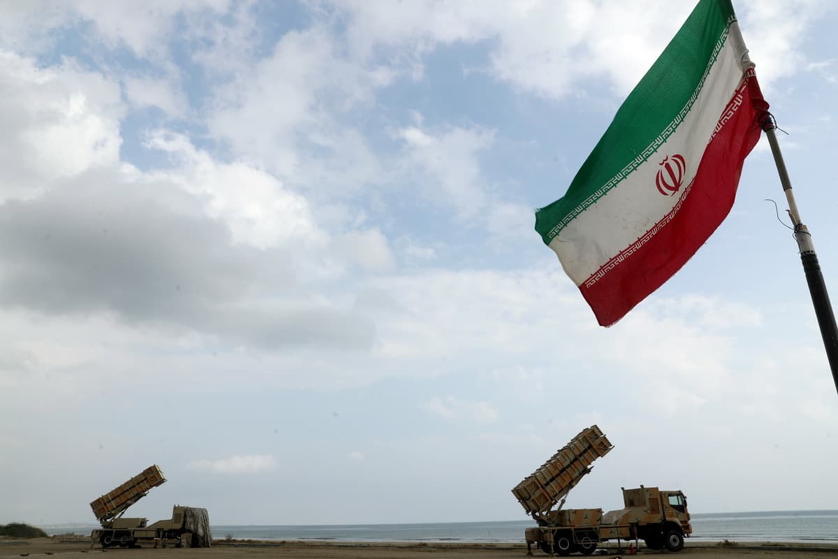 إيران: لن نسمح للعدو بالاقتراب