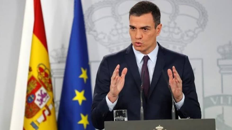 Sanchez denies migrant crisis ties
