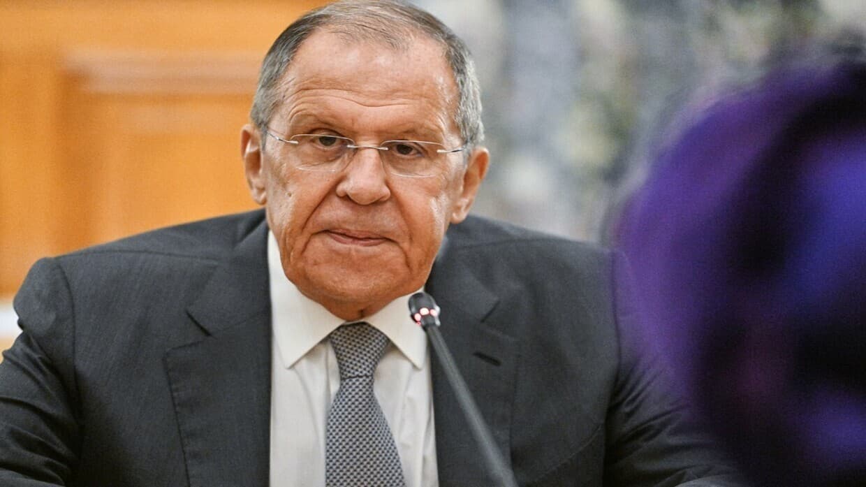 Lavrov: Japan opts for militarization over cooperation
