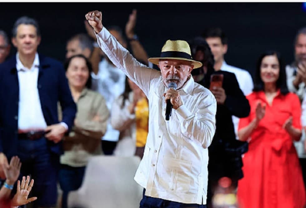 Brazil elections heat up between Lula and Bolsonaro