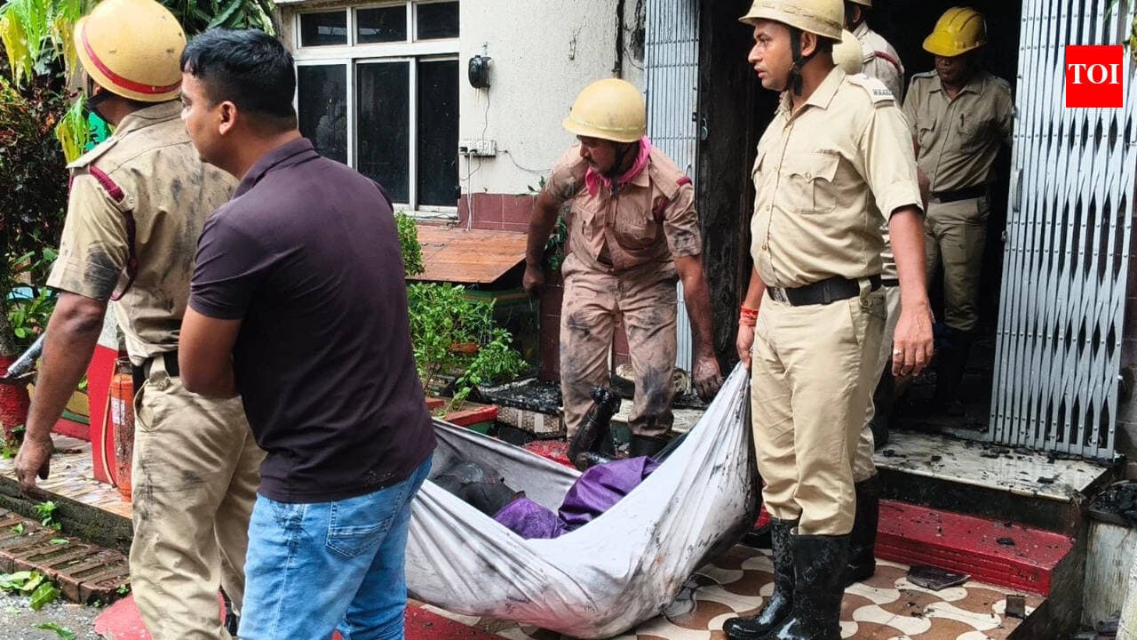 India hotel fire kills 7