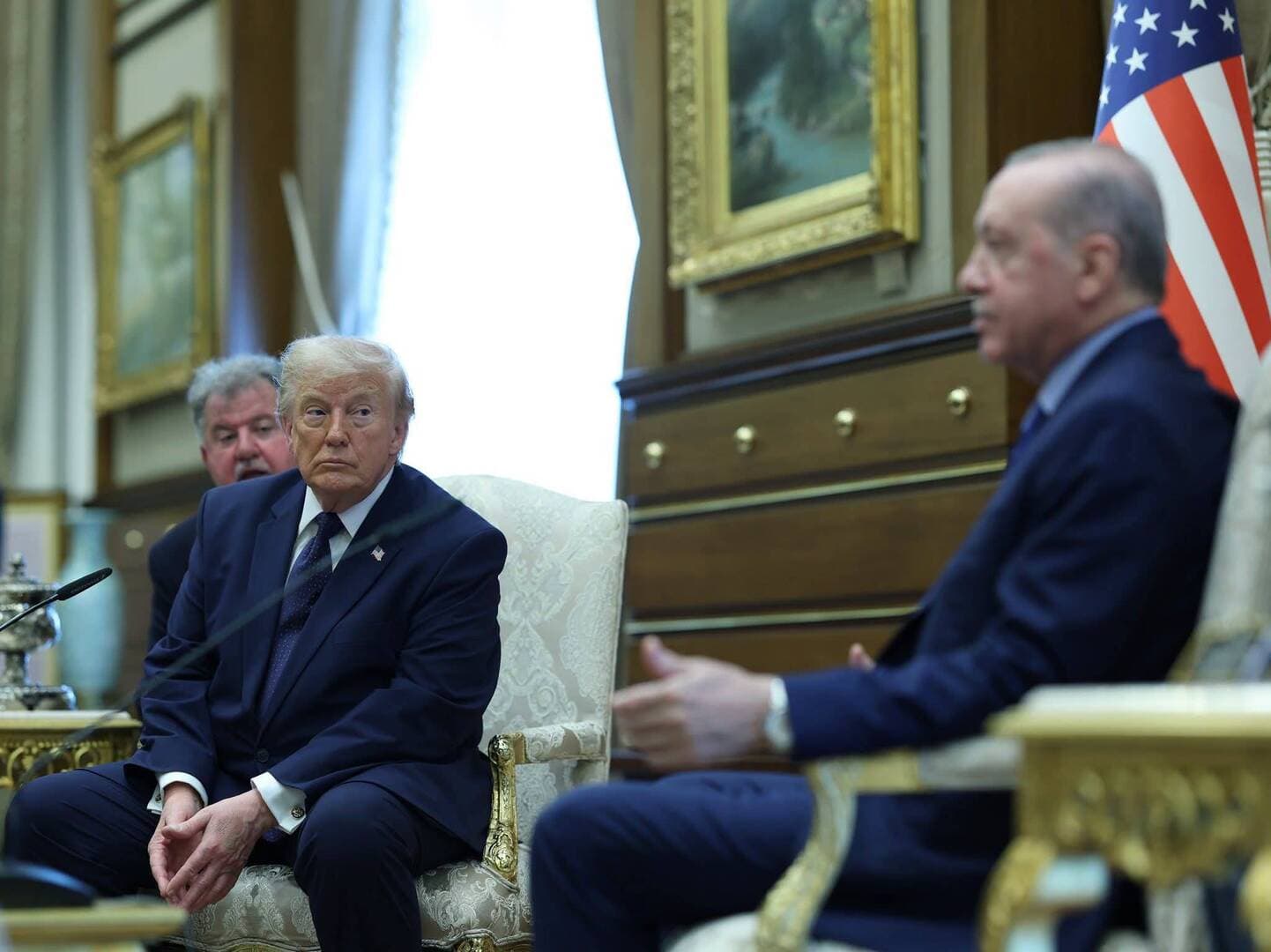 أردوغان يشرح لترامب أهمية اتفاقية جدة