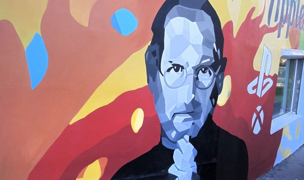 Wall Street Journal: CIA aided Steve Jobs' Apple leadership