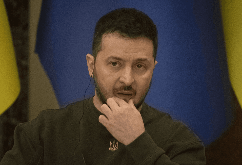 زيلينسكي يسعى لوقف أمريكي لاستخدام ستارلينك