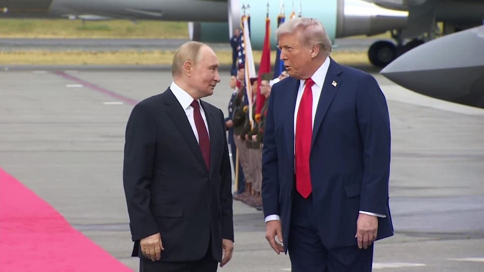 Oshakov: Putin and Trump may meet at APEC