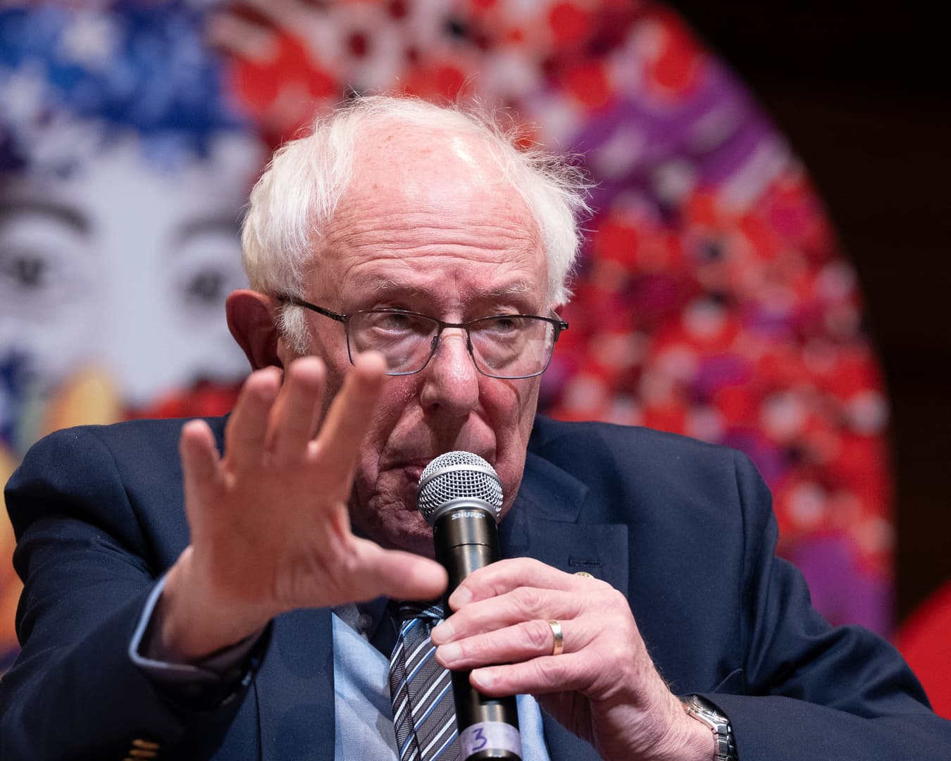 Sanders on Trump: End Iran War