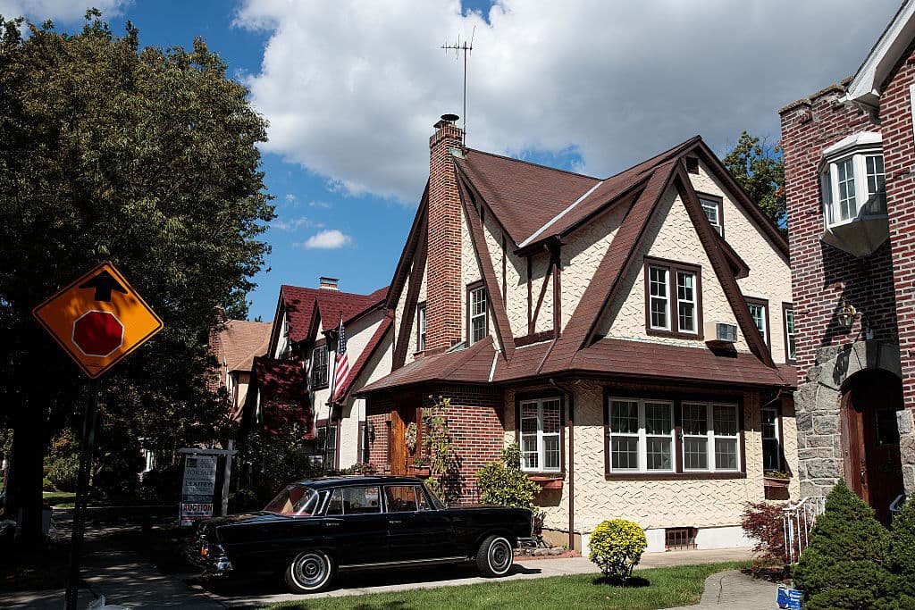 Trump's childhood home listed below expected value