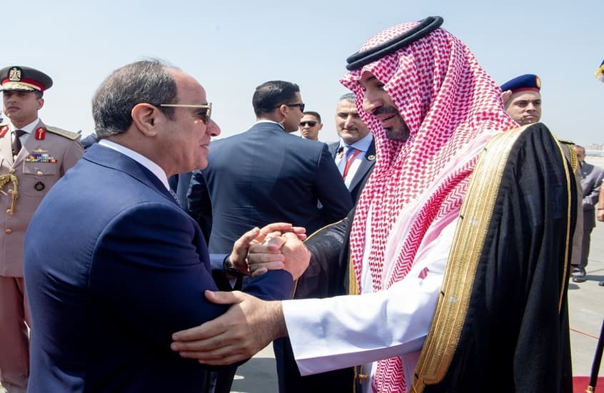تصريحات السيسي وبن سلمان حول اليمن وباب المندب