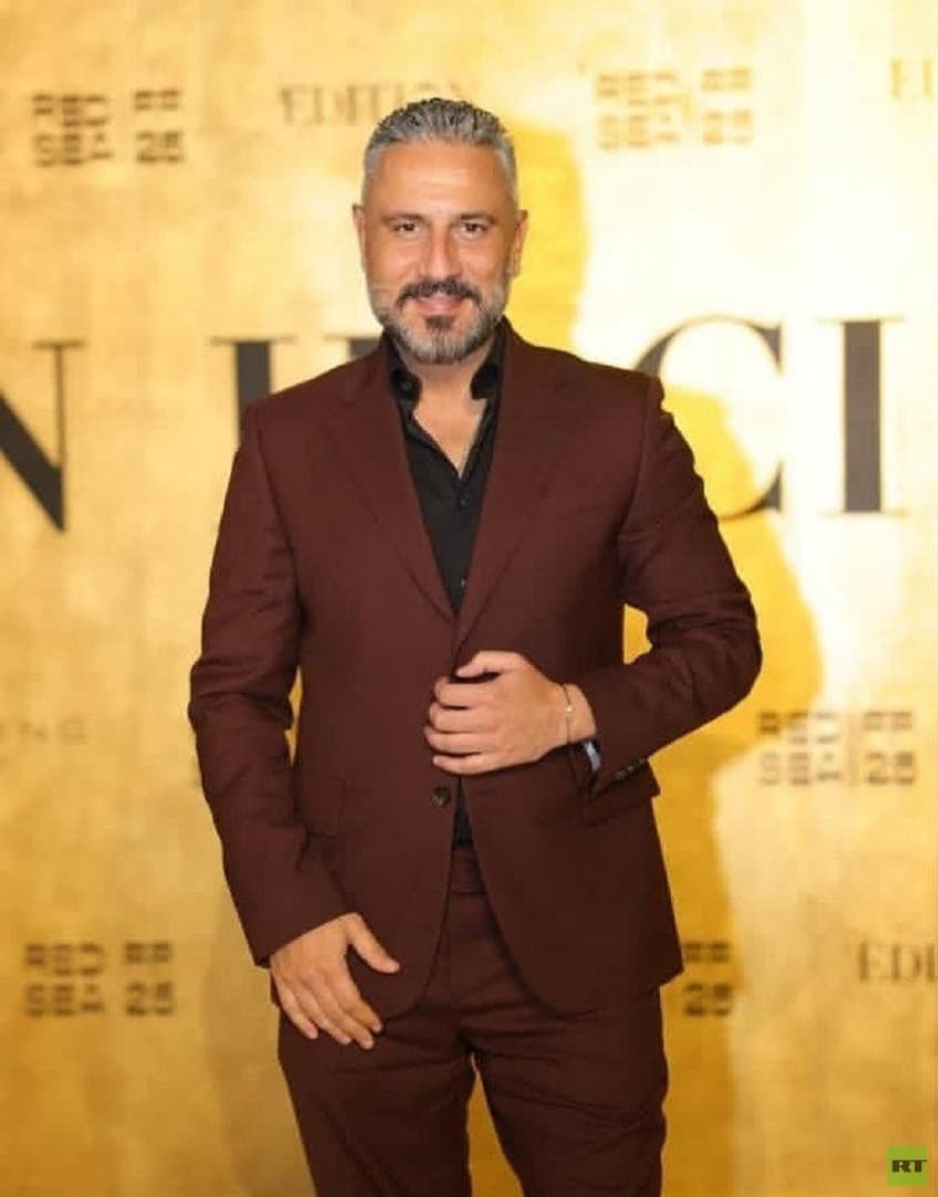 قيس الشيخ نجيب يطالب بتعليم الأطفال السوريين