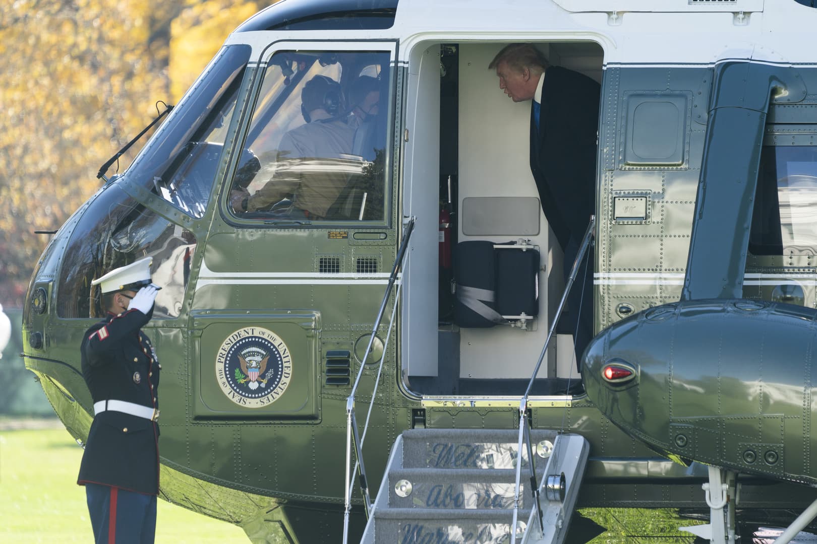 Trump returns to White House after Saudi attacks