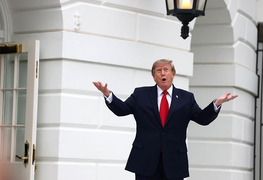 US reverses media ban at White House