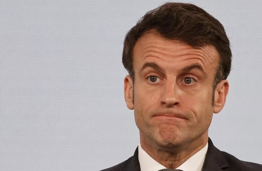 Macron warns on social media