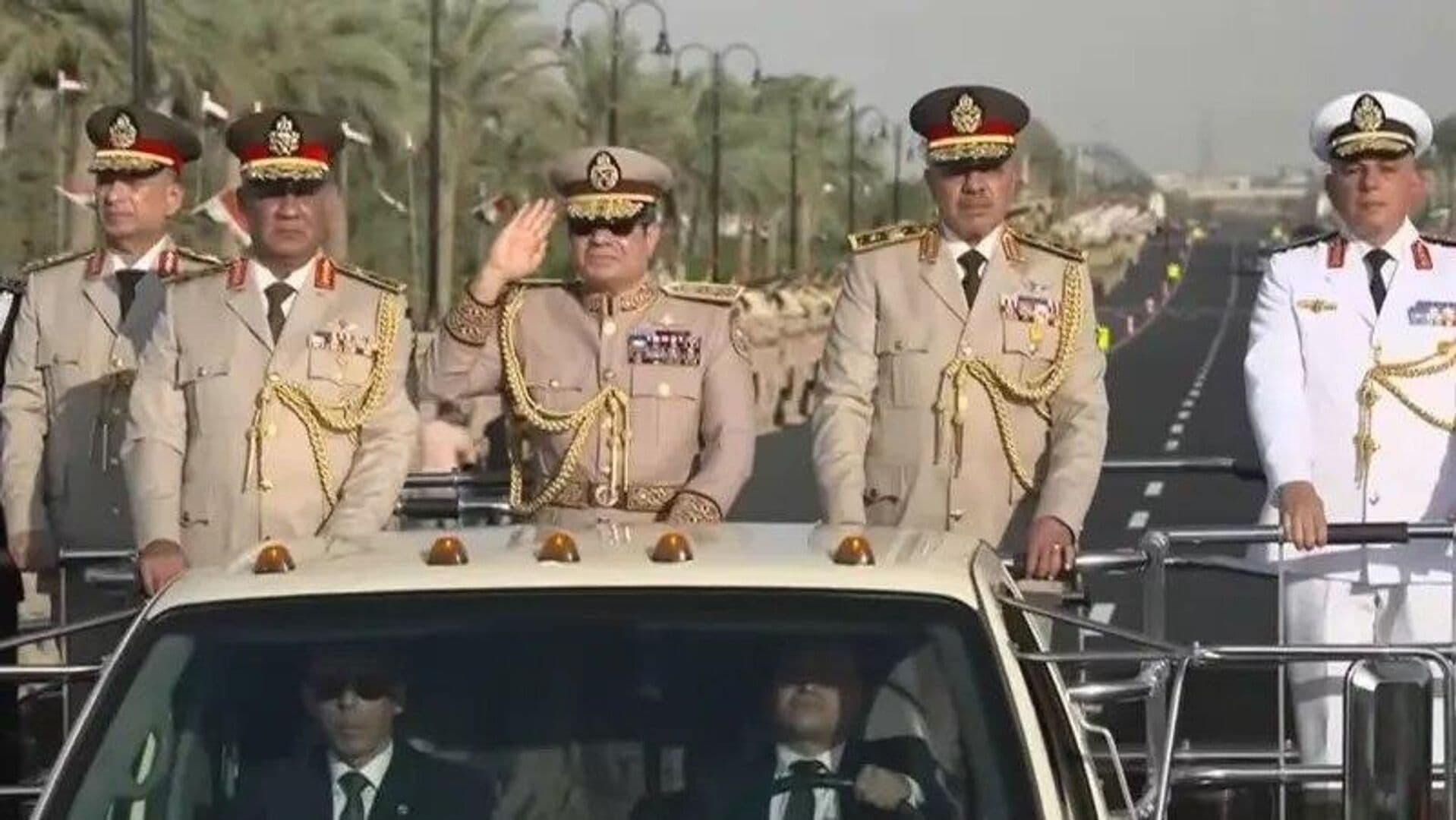 هل يستعد السيسي للحرب
