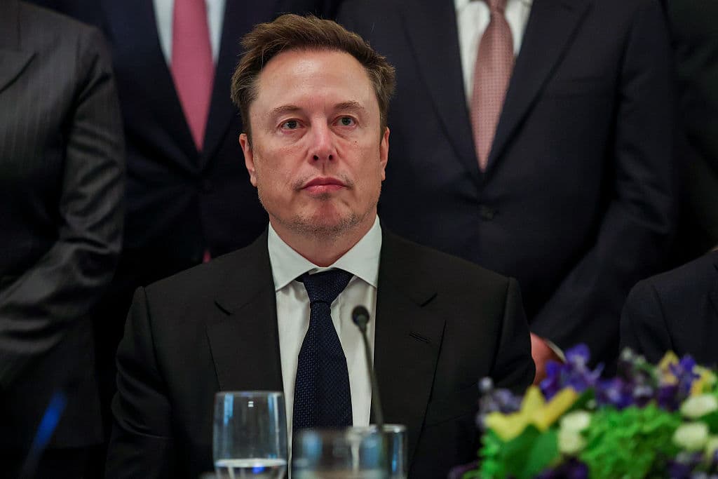 Marsk to rename SpaceX AI division after Trump"