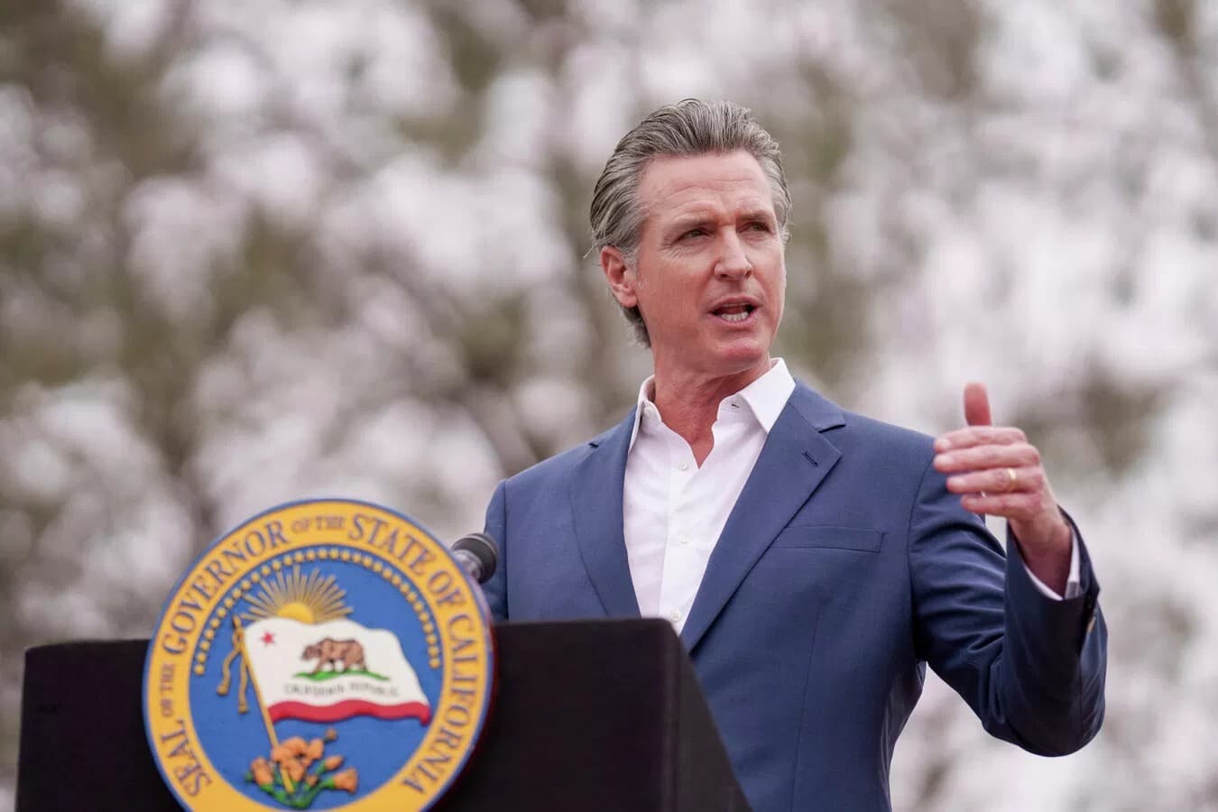California governor criticizes Trump over Iran remarks