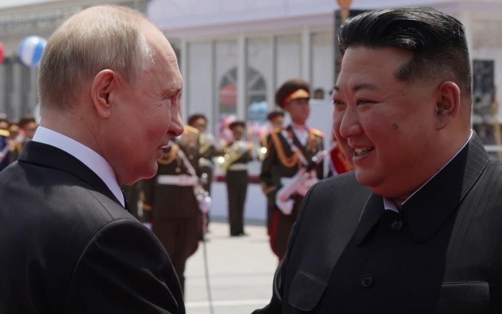 Kim Jong Un Congratulates Putin on Birthday