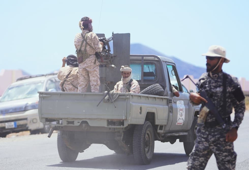 اليمن الحوثيون والجيش يعلنان حصيلة معارك