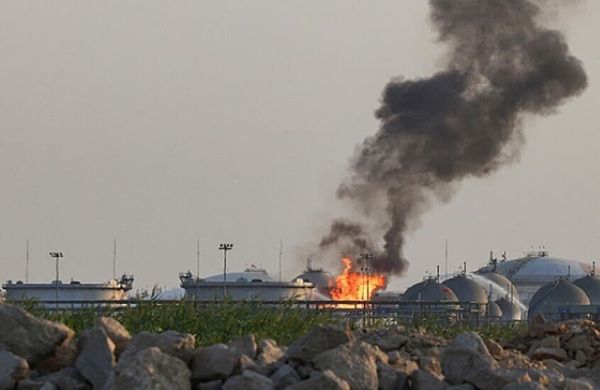 Houthi attack damages Aramco HQ