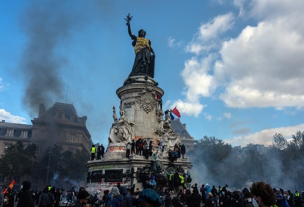 Zaharova Criticizes France Protests as Dehumanizing