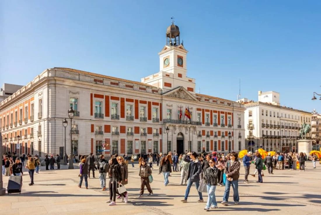 Spain aims for 100 million visitors in 2023